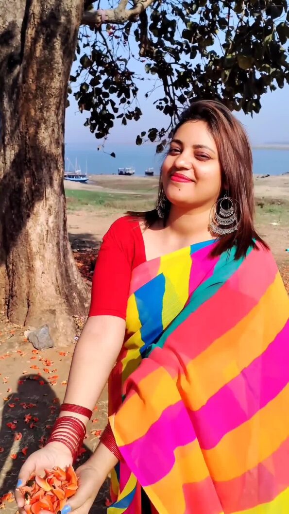 Georgette Leheriya Plain Saree with Red Blouse