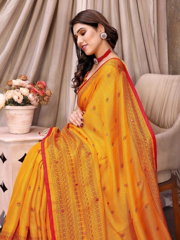 Jute Printed Saree with Mirror Work - Image 2