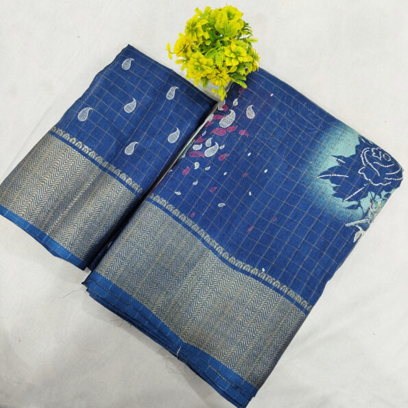 Dola Silk Checks Saree