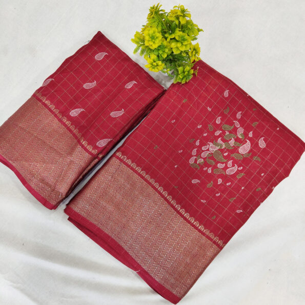 Dola Silk Checks Saree