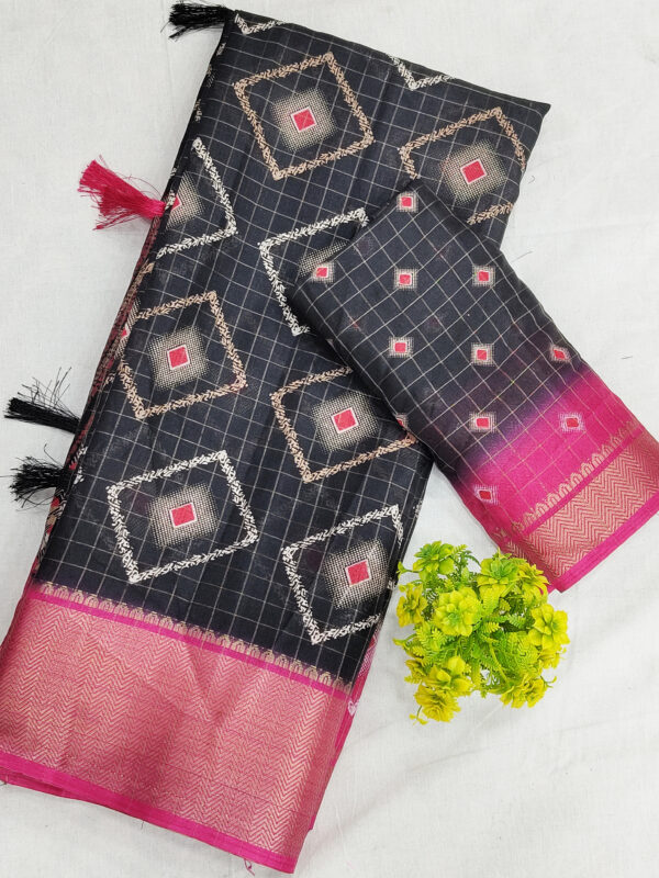 Dola Silk Checks Saree