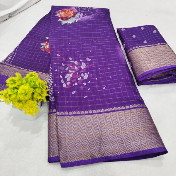 Dola Silk Checks Saree - Image 2