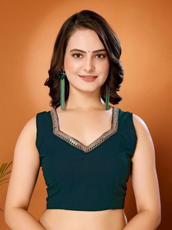 Plain Georgette Saree with Mirror Lace - Image 4