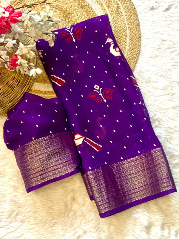 Marshmellow Peacock Design Saree