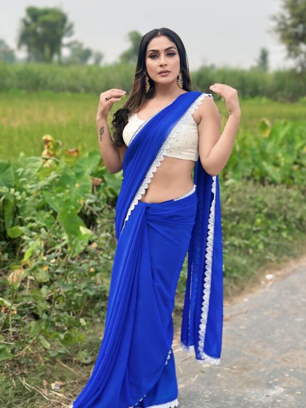 Georgette Saree with White Cotton Lace and Fancy Blouse - Image 2
